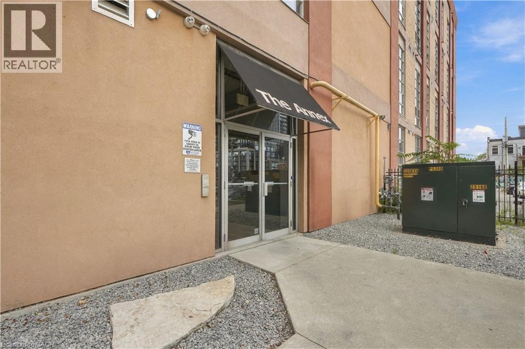 11 Rebecca Street Unit# 105, Hamilton, ON