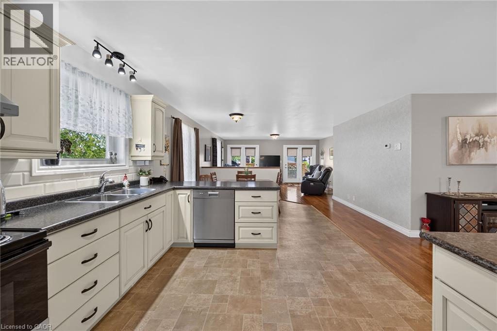 16 Church Street, Jarvis, ON