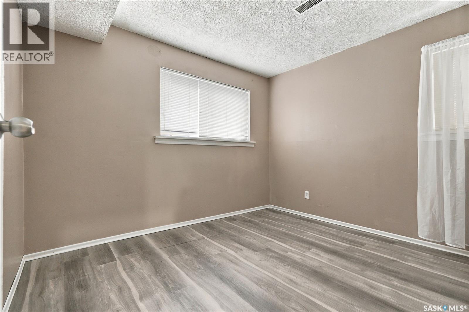 1518 I Avenue N, Saskatoon, SK