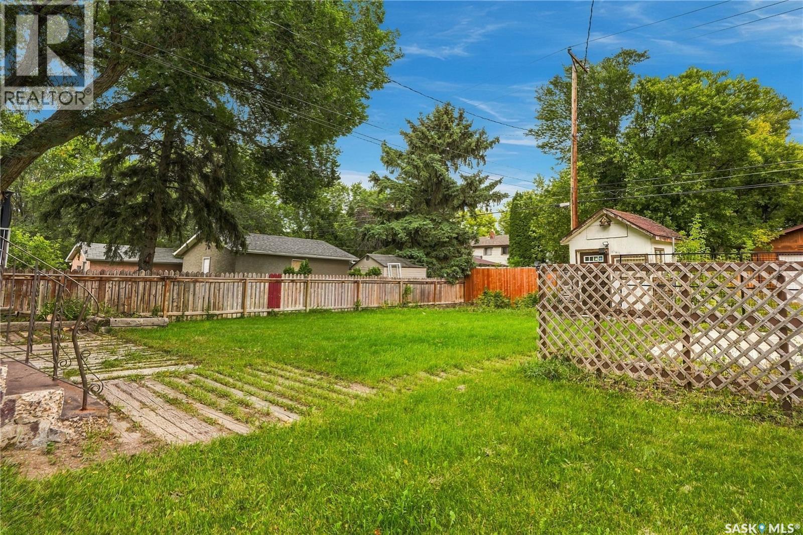 1518 I Avenue N, Saskatoon, SK