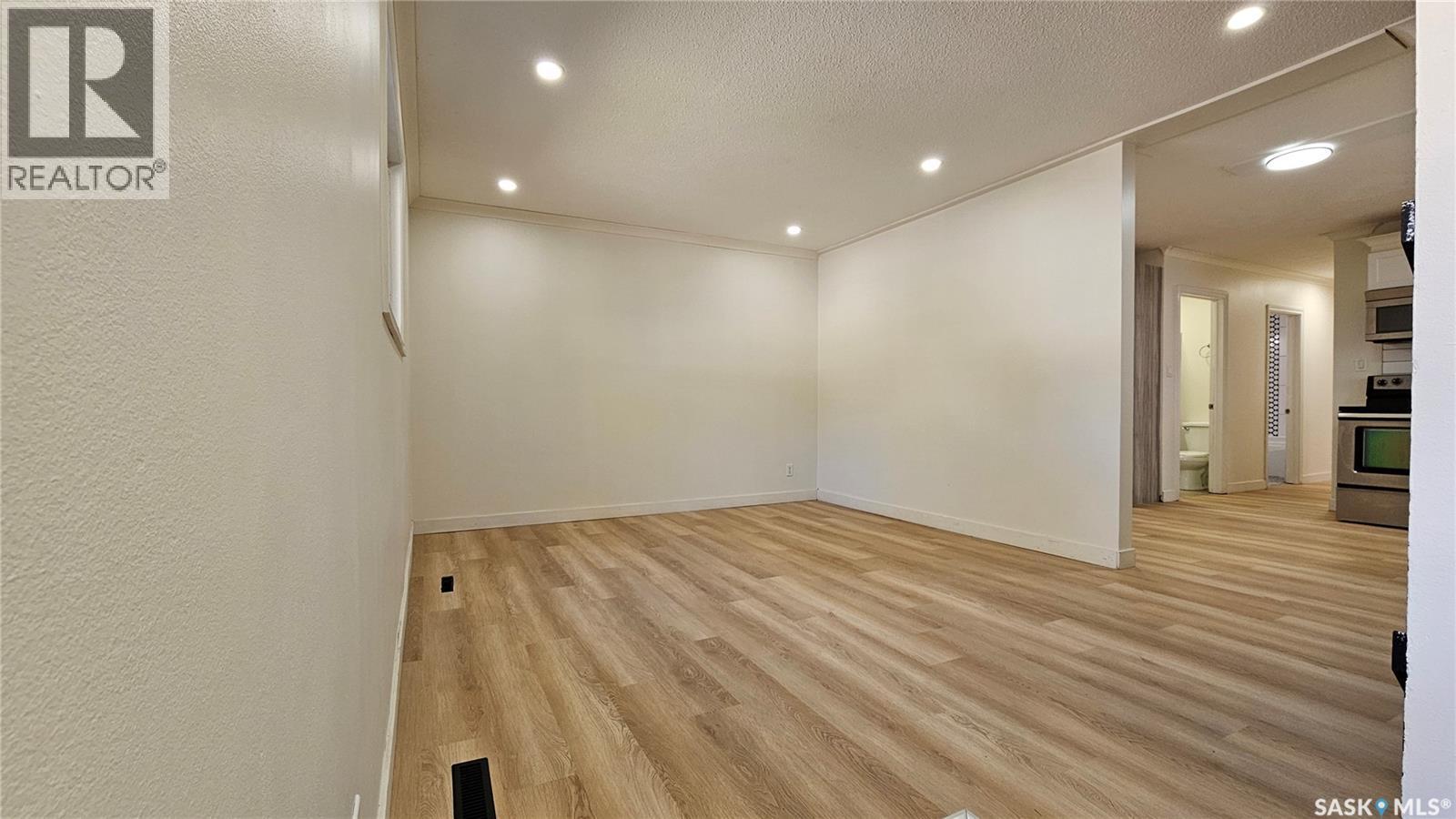 93 Davidson Crescent, Saskatoon, SK