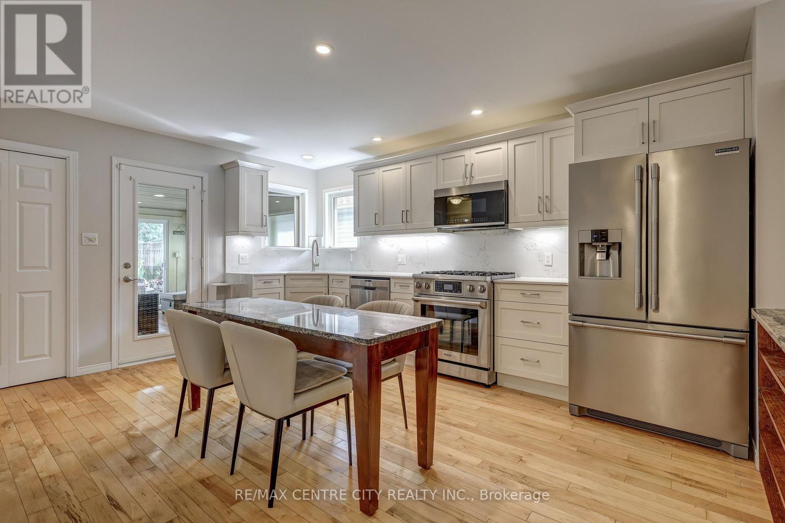24 Schreyer Drive, St. Thomas, ON