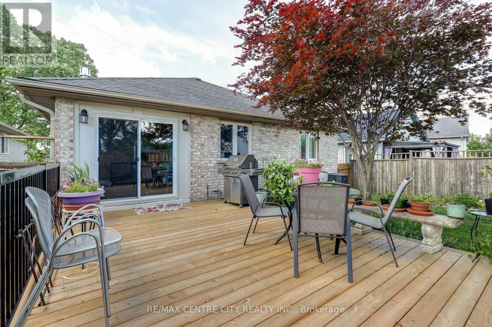 24 Schreyer Drive, St. Thomas, ON
