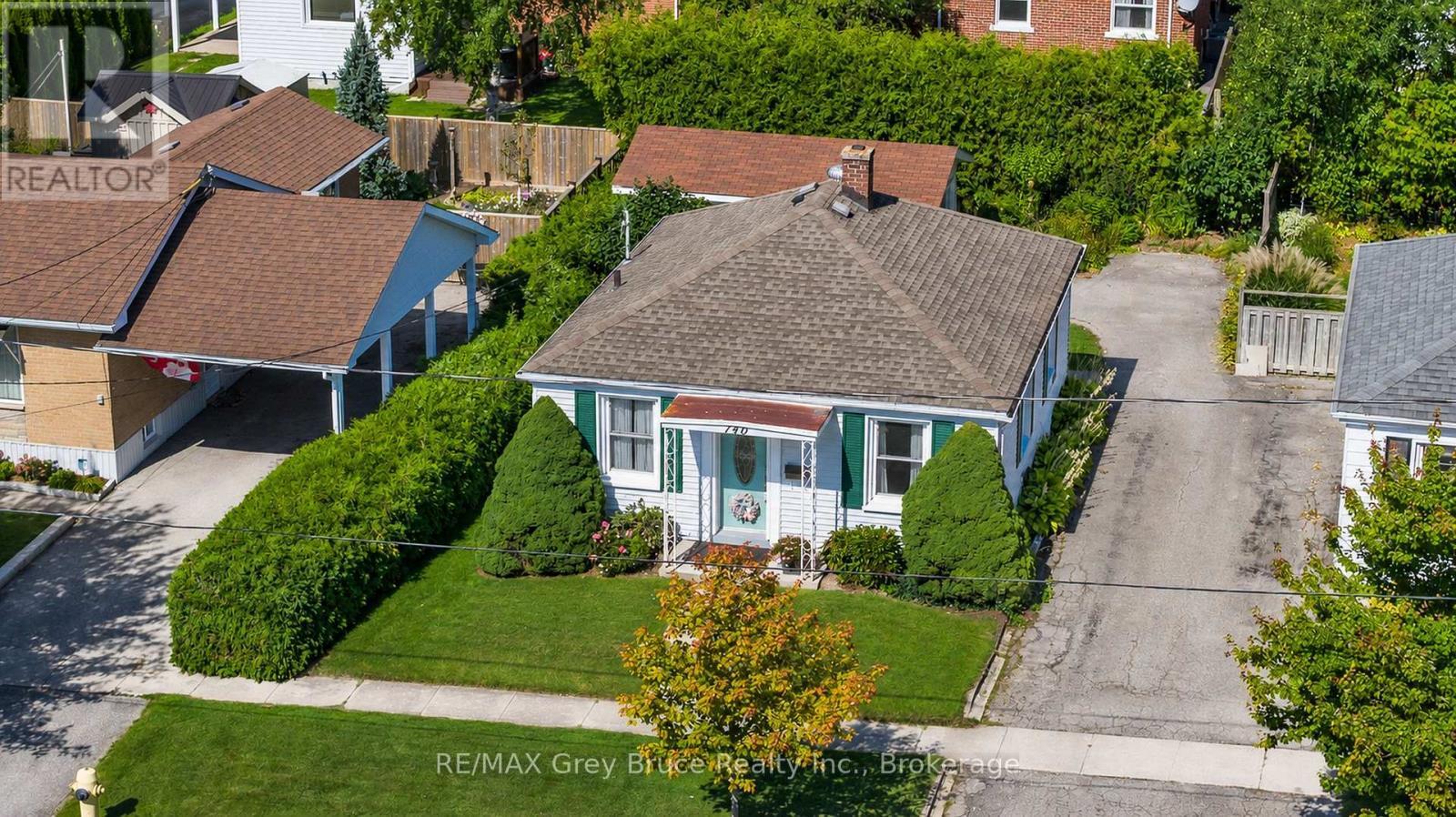 740 5Th Street E, Owen Sound, ON