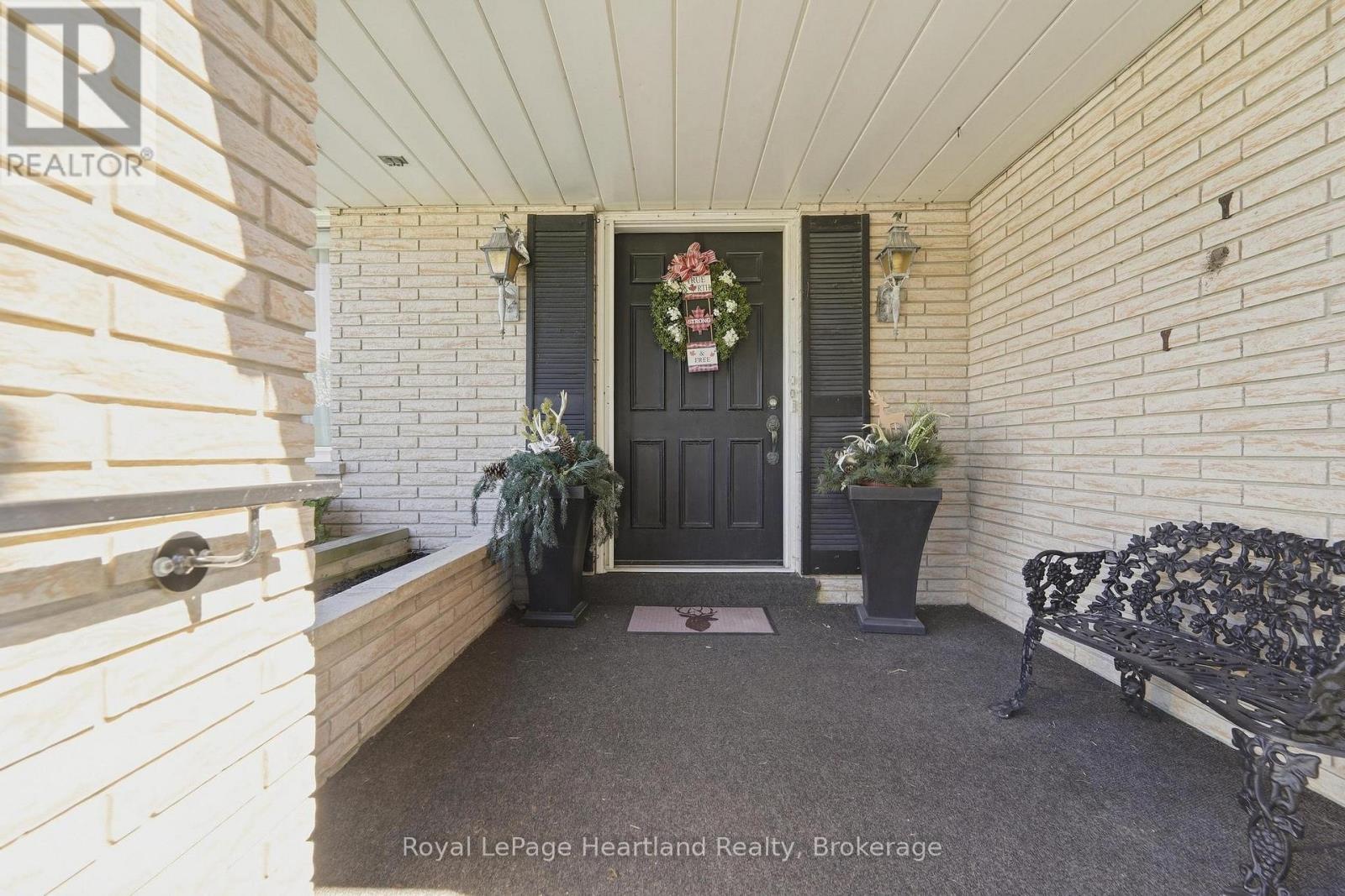 283 Albert Street, Central Huron (Clinton), ON