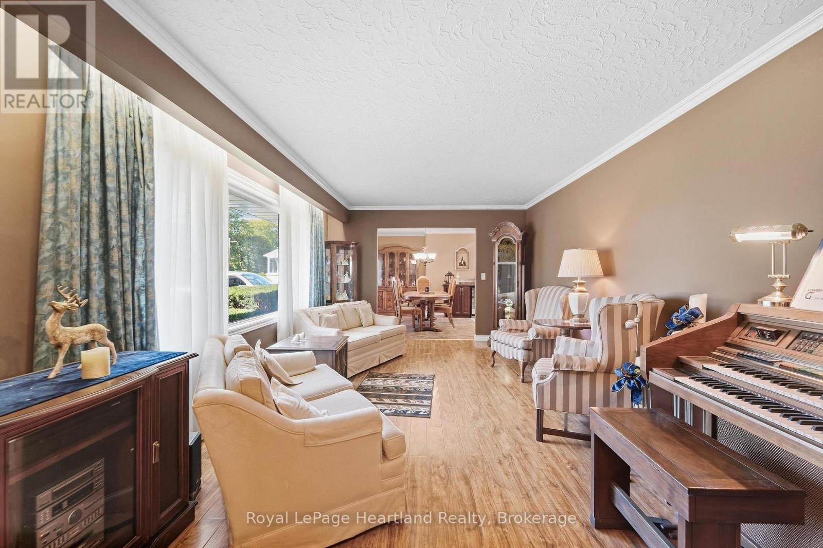 283 Albert Street, Central Huron (Clinton), ON