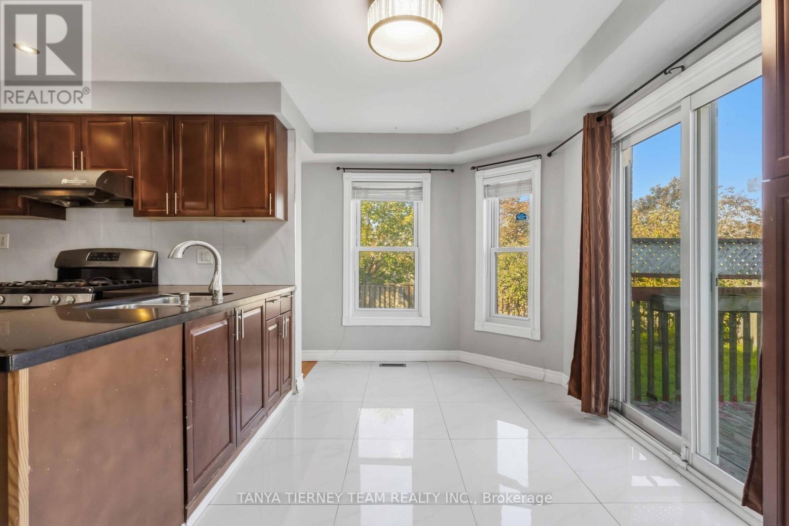11 Hunter Drive, Ajax, ON
