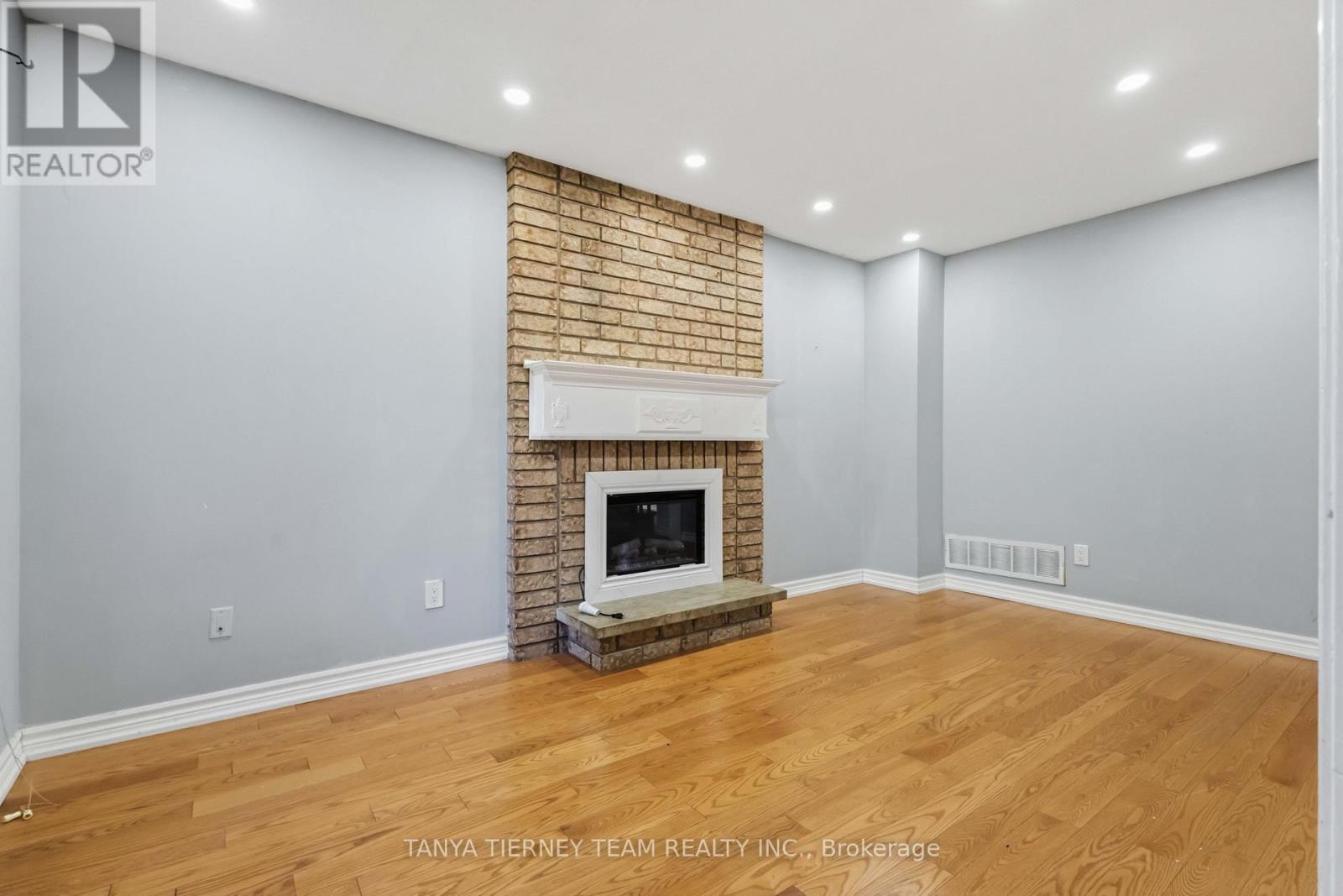 11 Hunter Drive, Ajax, ON