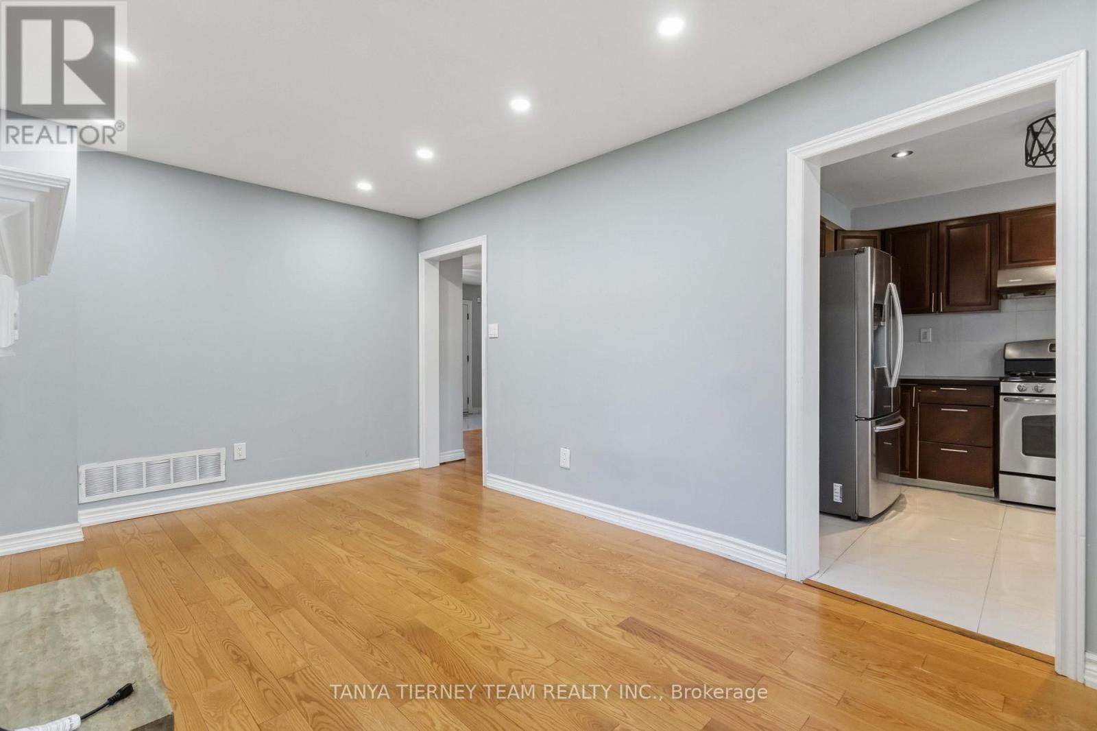 11 Hunter Drive, Ajax, ON