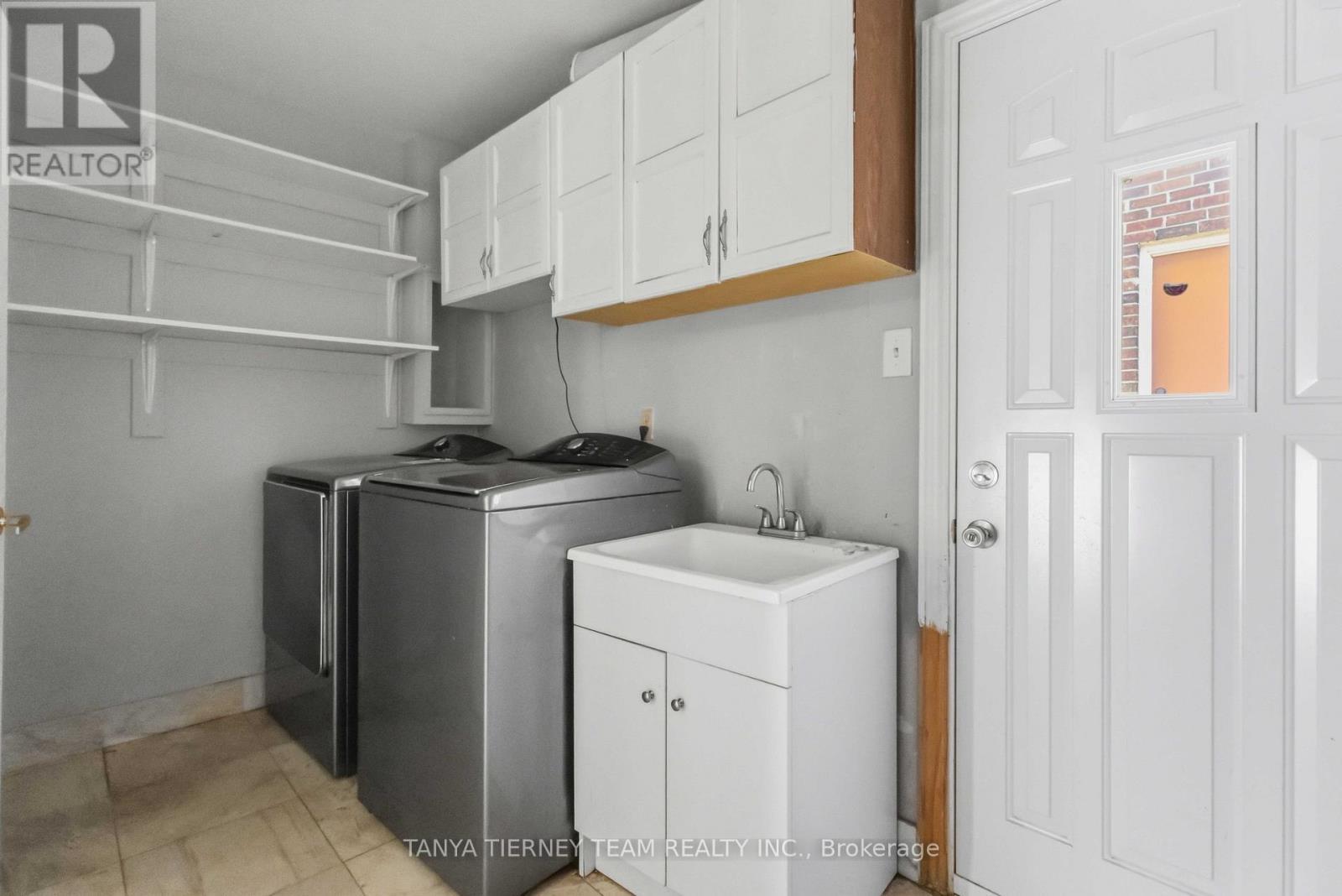 11 Hunter Drive, Ajax, ON