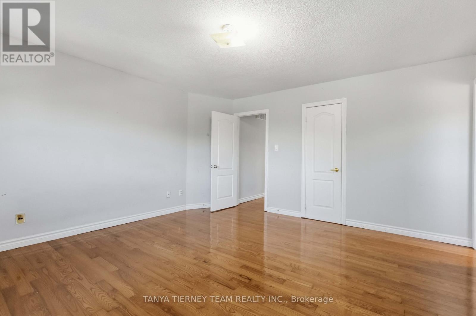 11 Hunter Drive, Ajax, ON