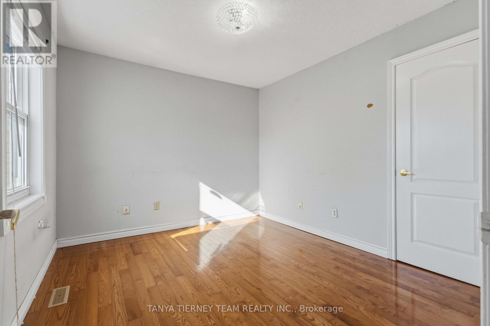 11 Hunter Drive, Ajax, ON