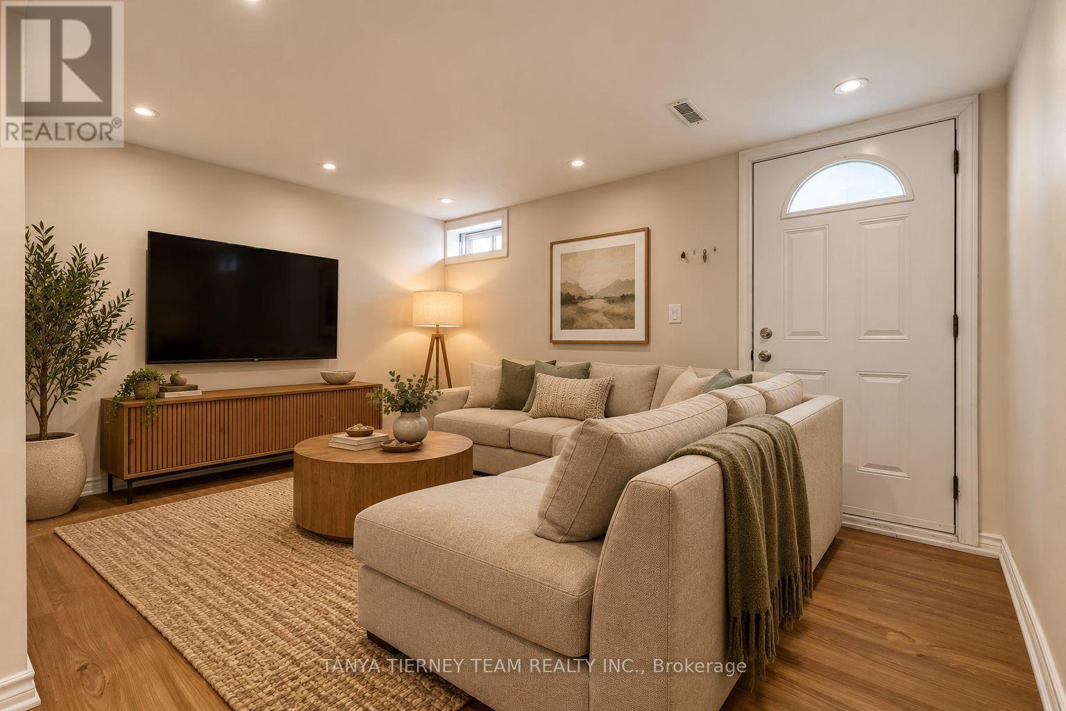 11 Hunter Drive, Ajax, ON