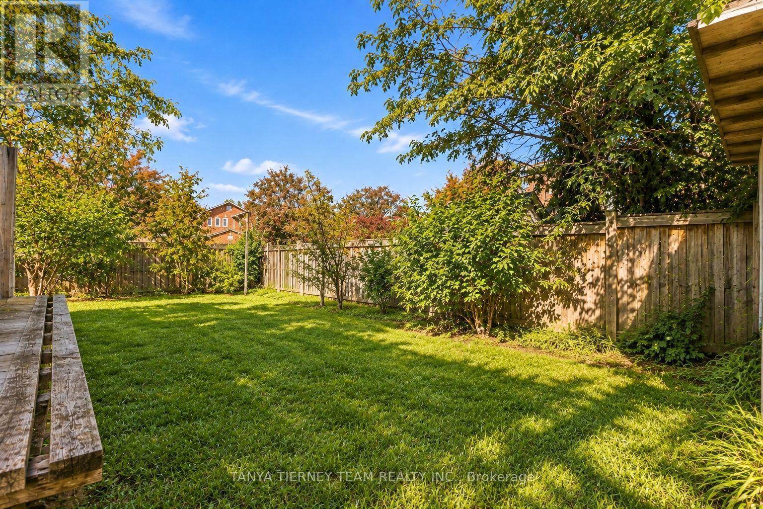 11 Hunter Drive, Ajax, ON