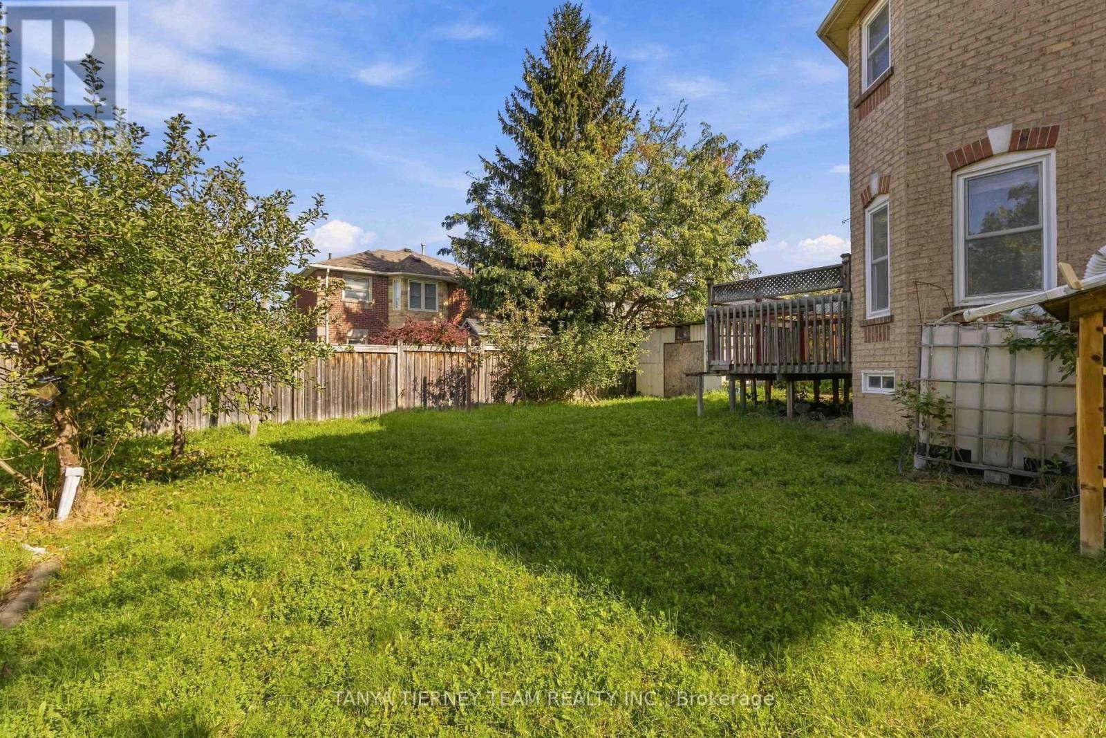 11 Hunter Drive, Ajax, ON