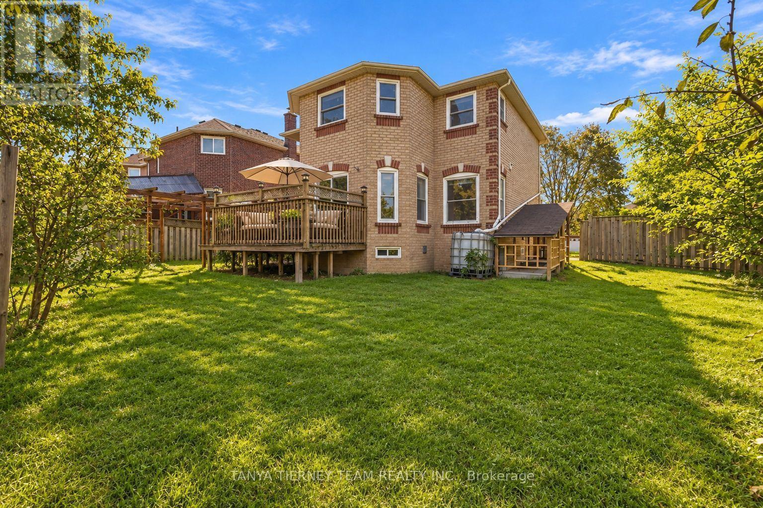 11 Hunter Drive, Ajax, ON