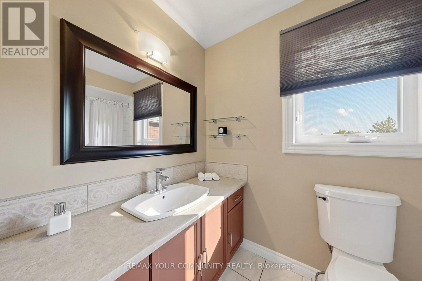 172 Patna Crescent, Vaughan, ON