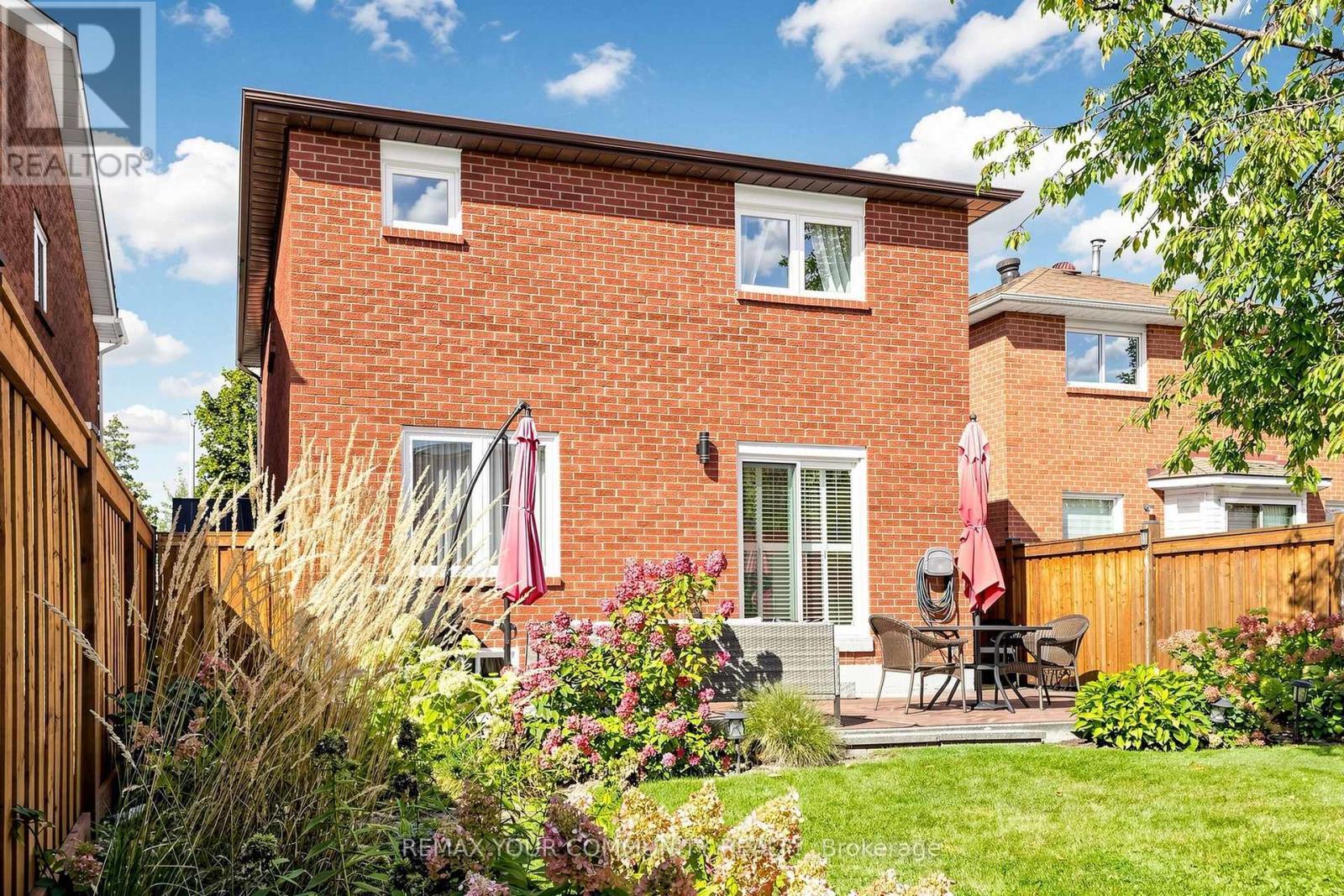 172 Patna Crescent, Vaughan, ON