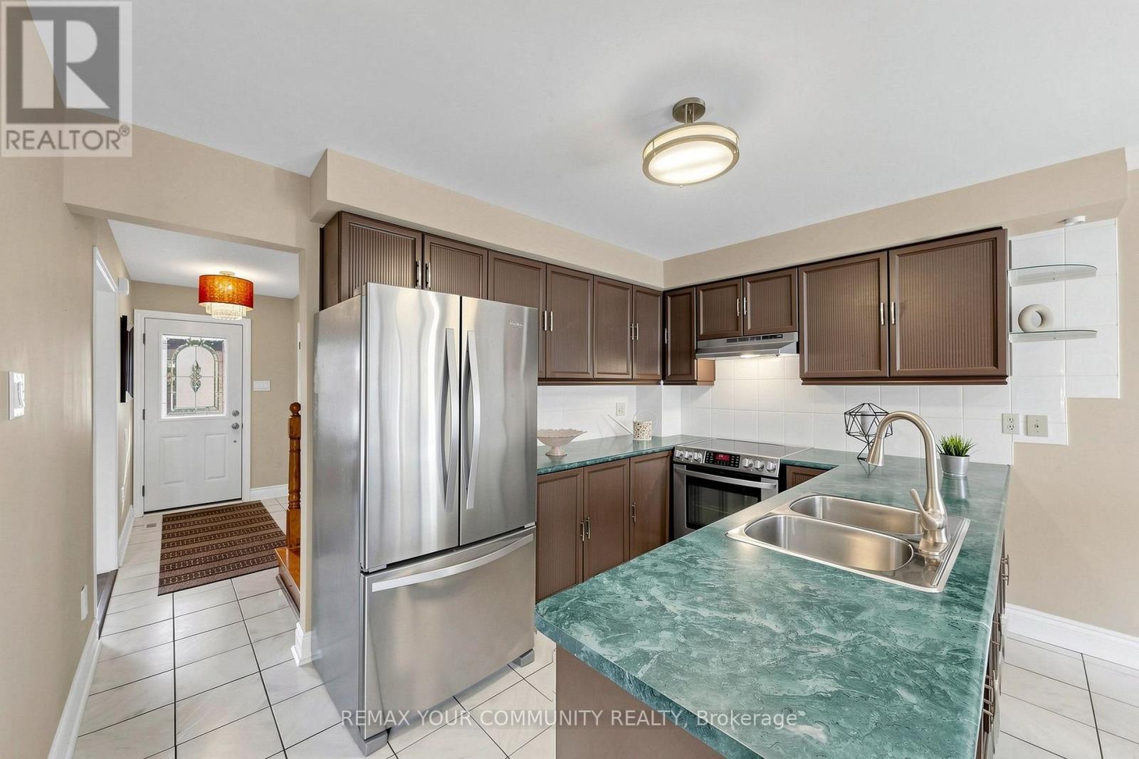 172 Patna Crescent, Vaughan, ON