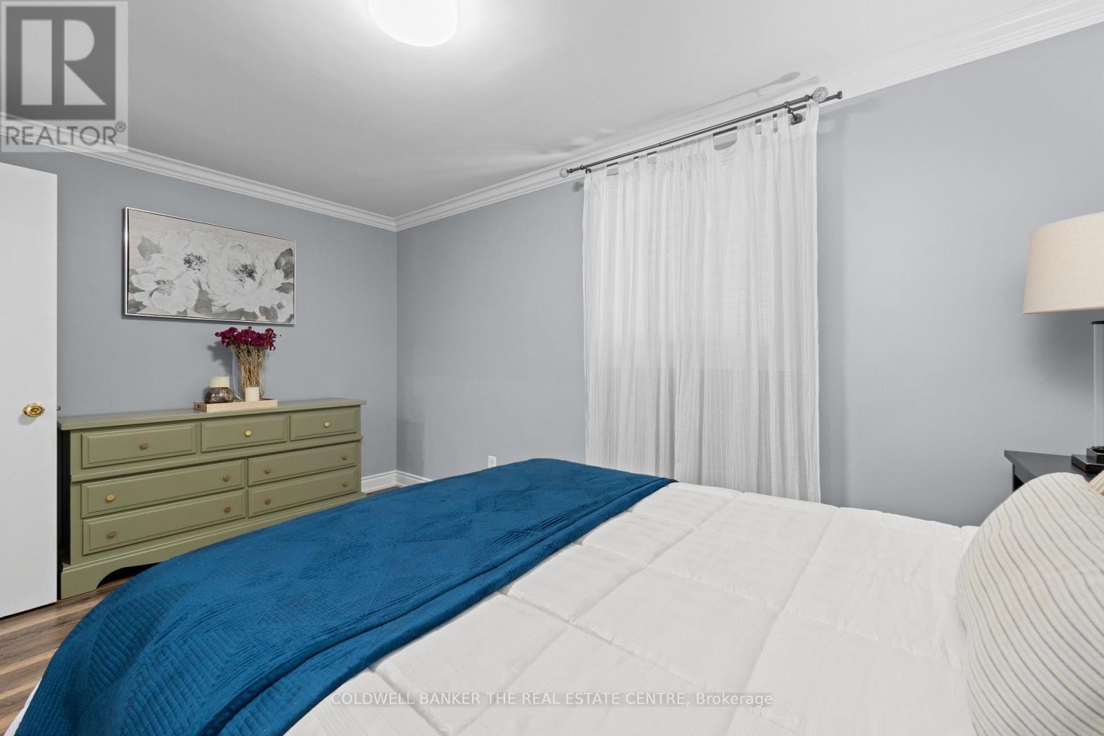 3211 Cowan Avenue, Innisfil, ON