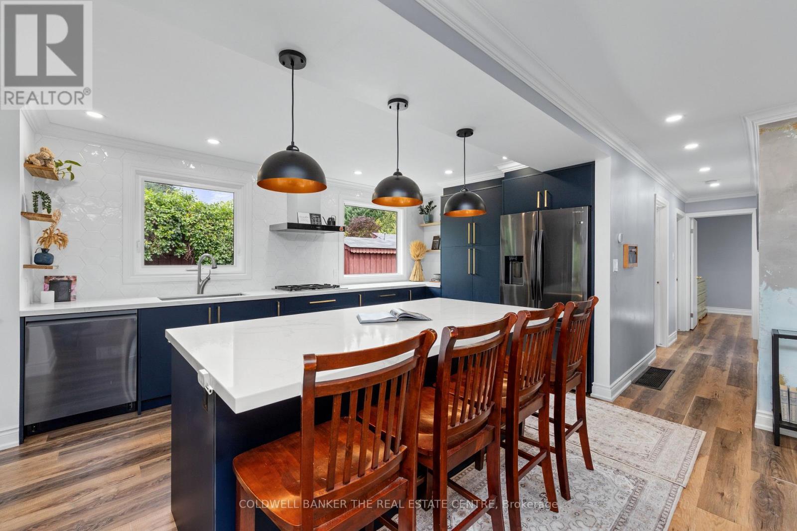 3211 Cowan Avenue, Innisfil, ON