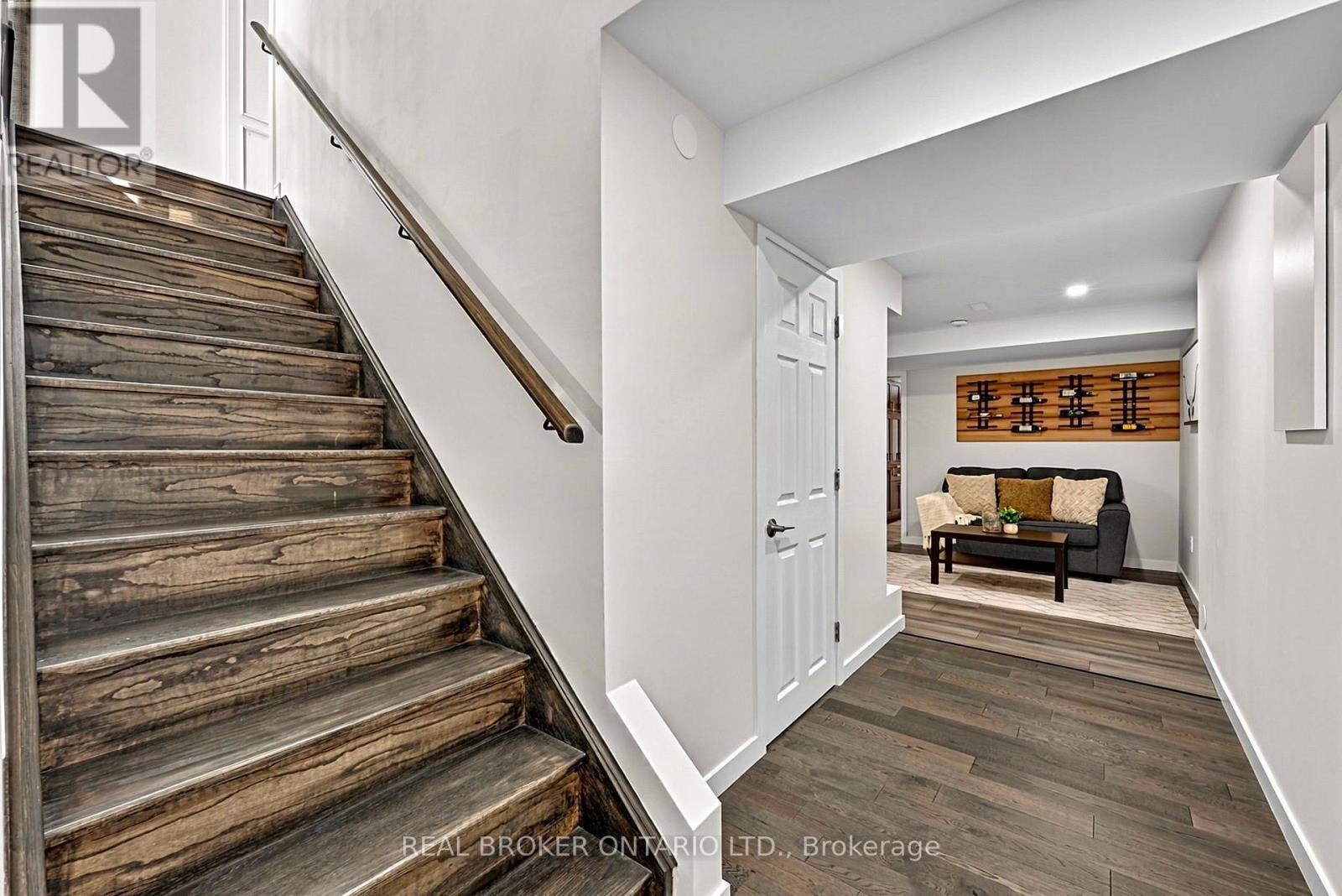 Entrance to Basement - 20 Birkdale Place, Newmarket, ON