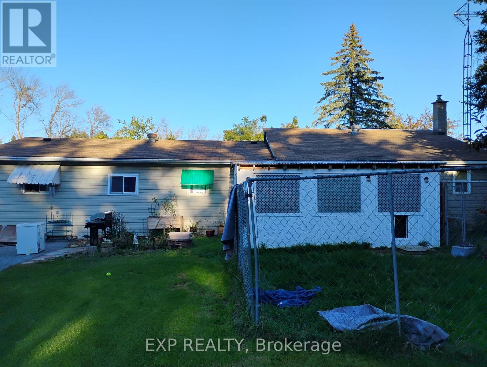 Rear of the house - 4044 Bayview Avenue, Ramara, ON