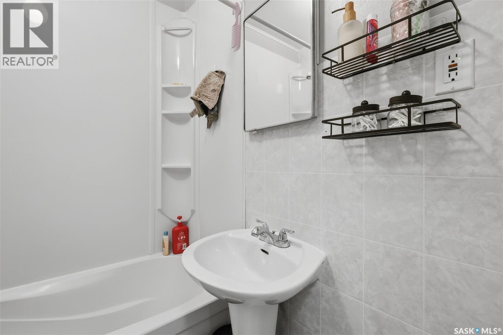 115 Ash Street E, Saskatoon, SK