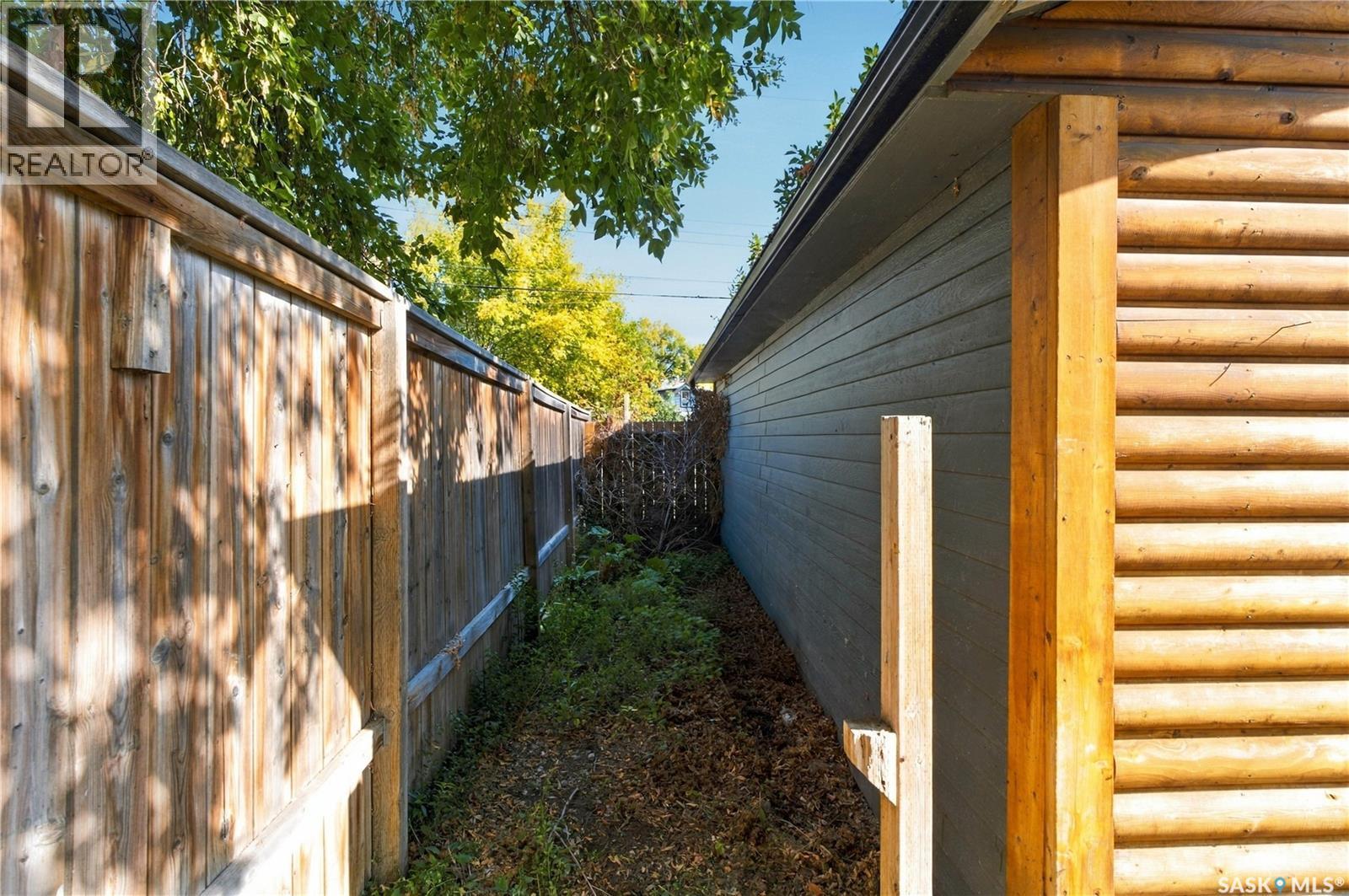 218 G Avenue N, Saskatoon, SK