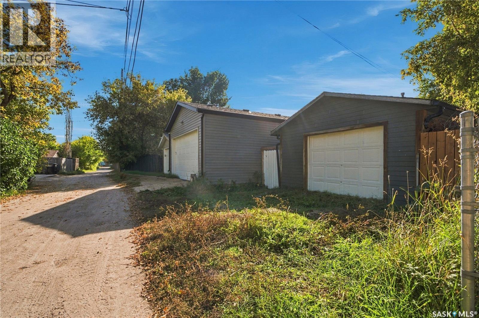 218 G Avenue N, Saskatoon, SK