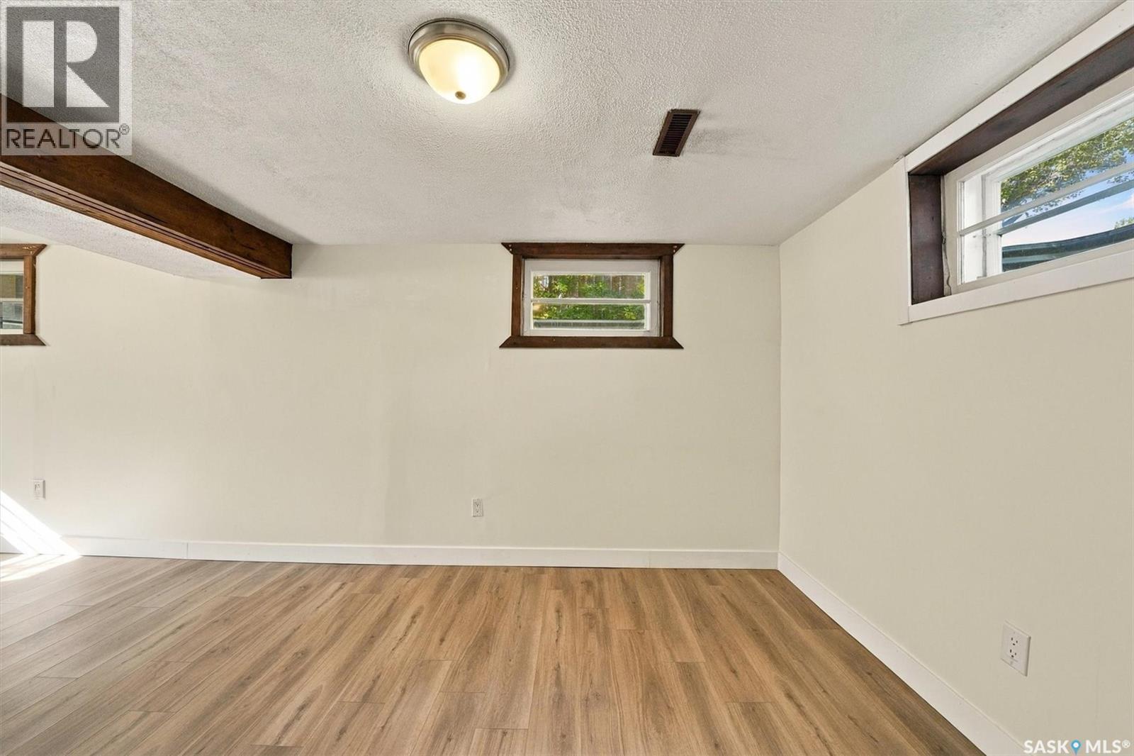 109 108Th Street W, Saskatoon, SK