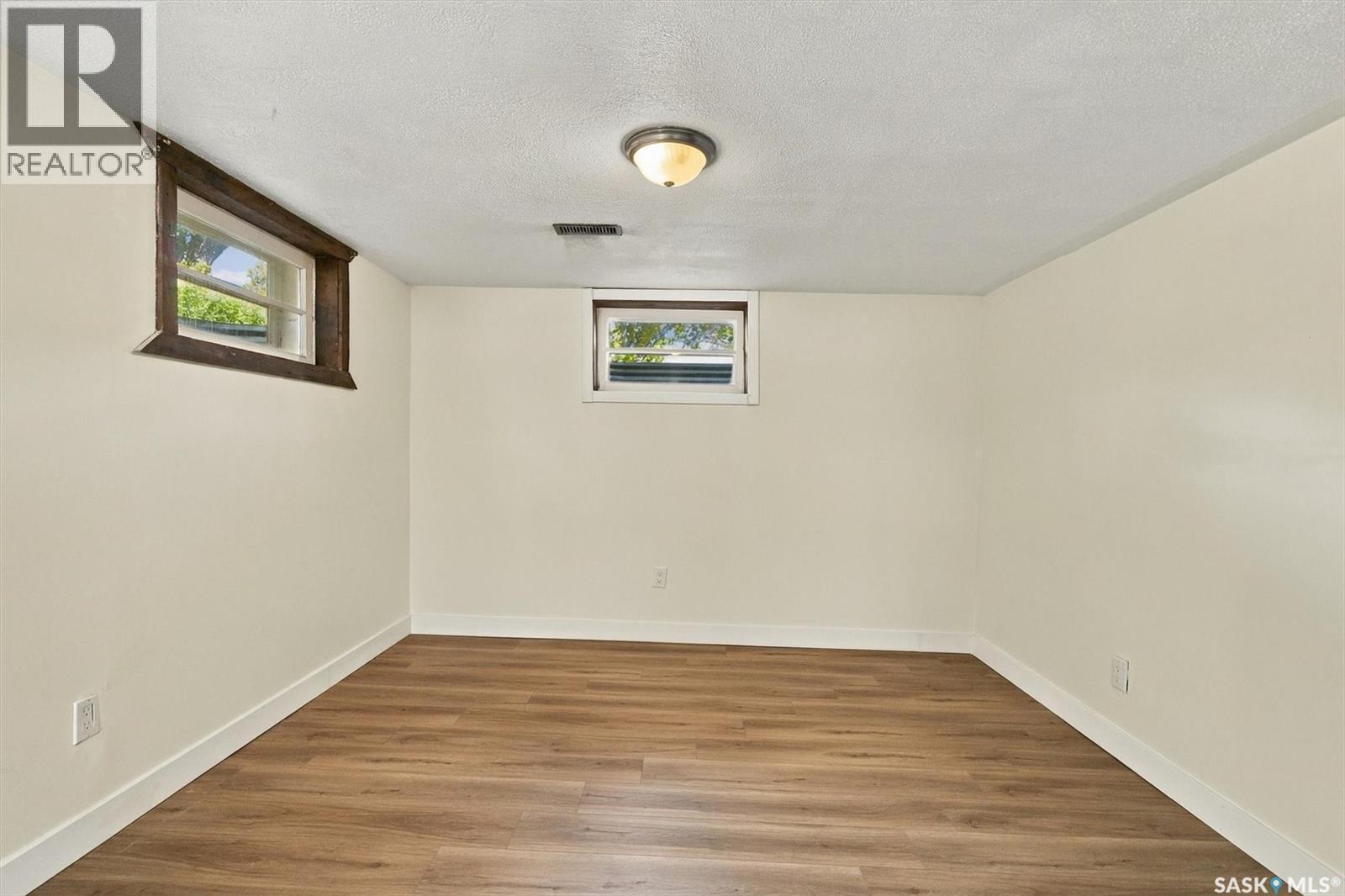 109 108Th Street W, Saskatoon, SK