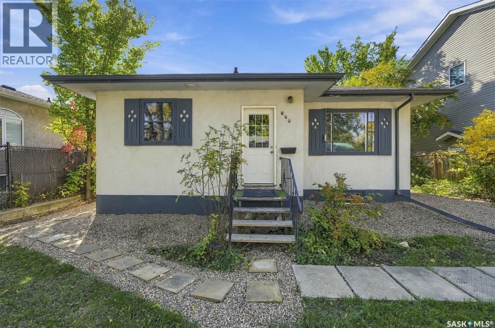 109 108Th Street W, Saskatoon, SK
