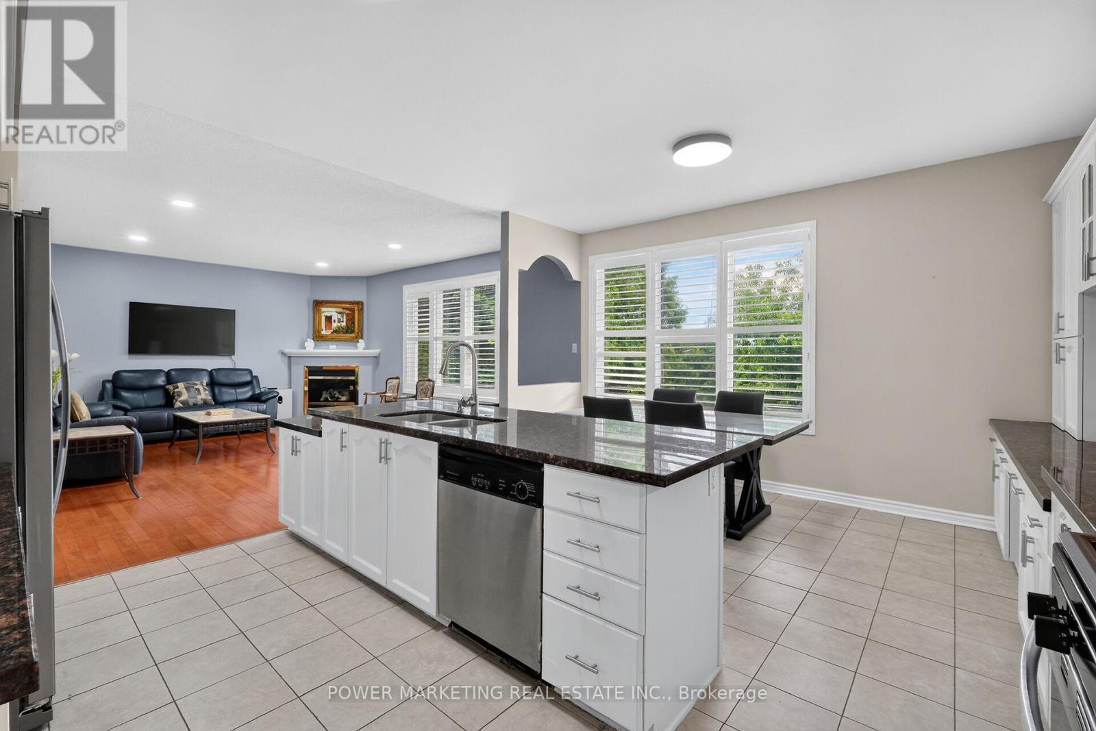 2165 Blue Willow Crescent, Ottawa, ON