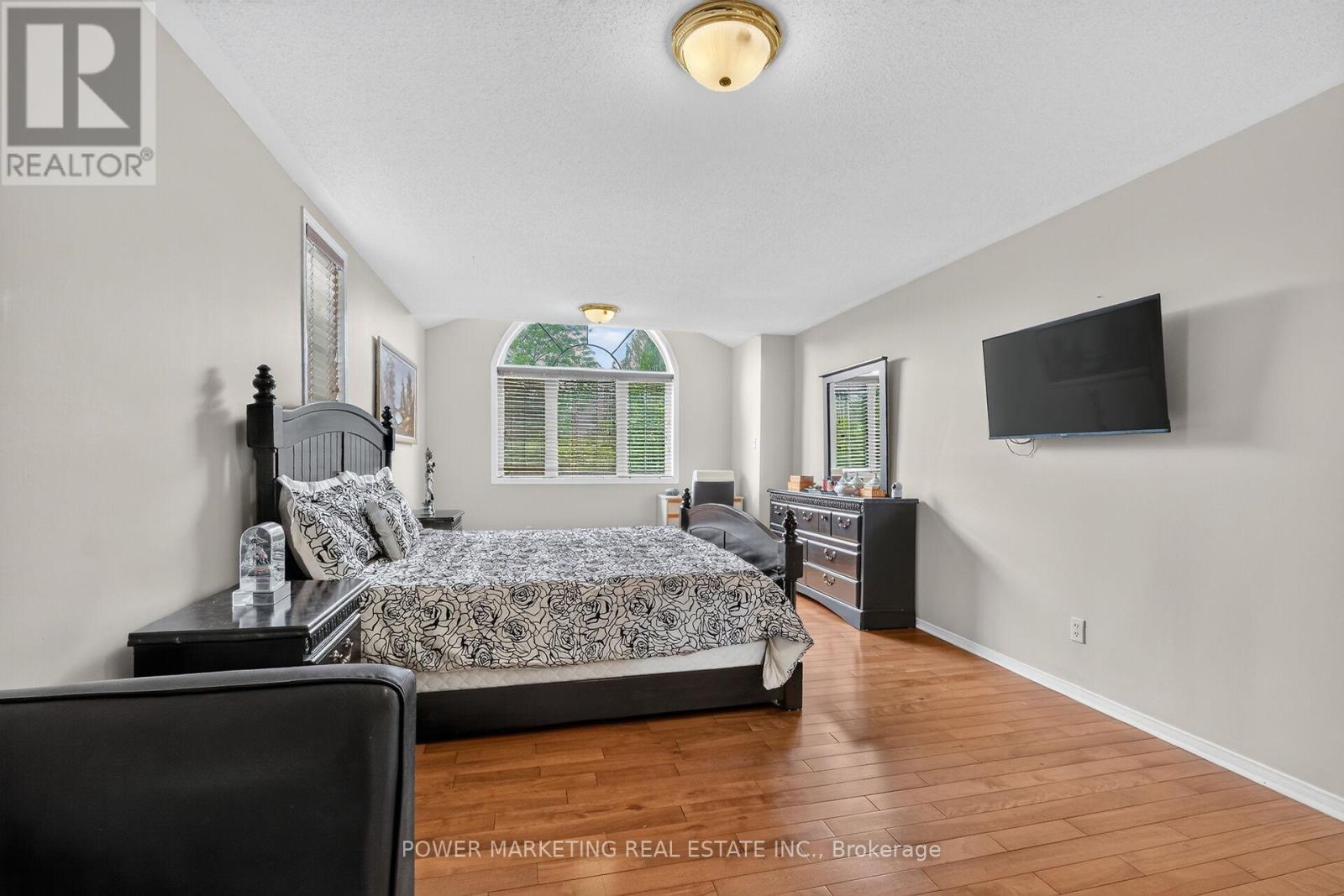 2165 Blue Willow Crescent, Ottawa, ON
