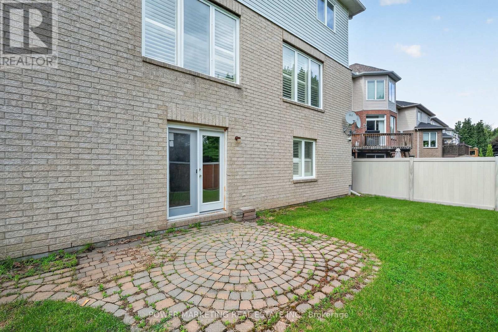 2165 Blue Willow Crescent, Ottawa, ON