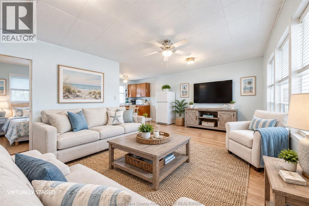 845 Erie Blue, Essex, ON