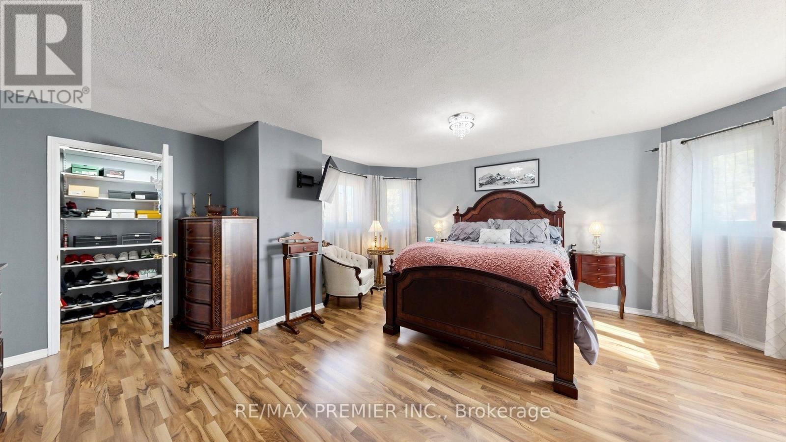 97 Golden Meadow Road, Barrie, ON