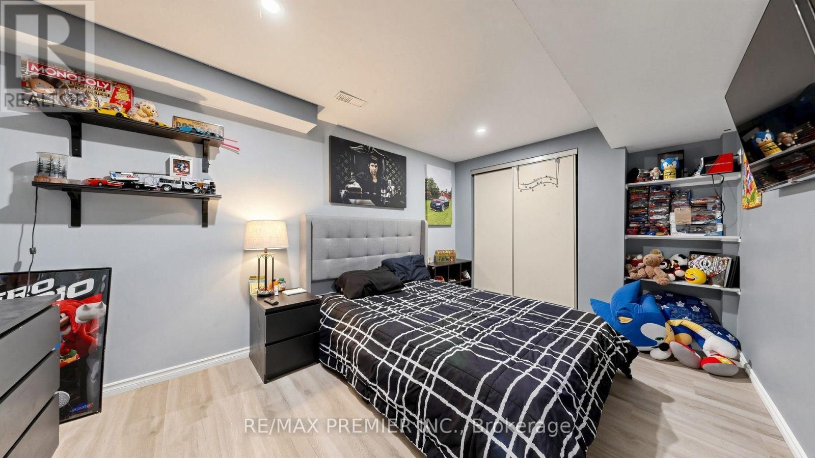 97 Golden Meadow Road, Barrie, ON