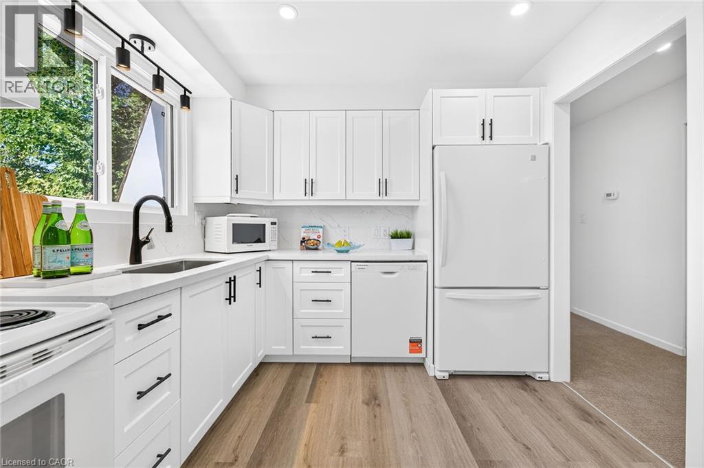 650 Cumberland Avenue, Burlington, ON