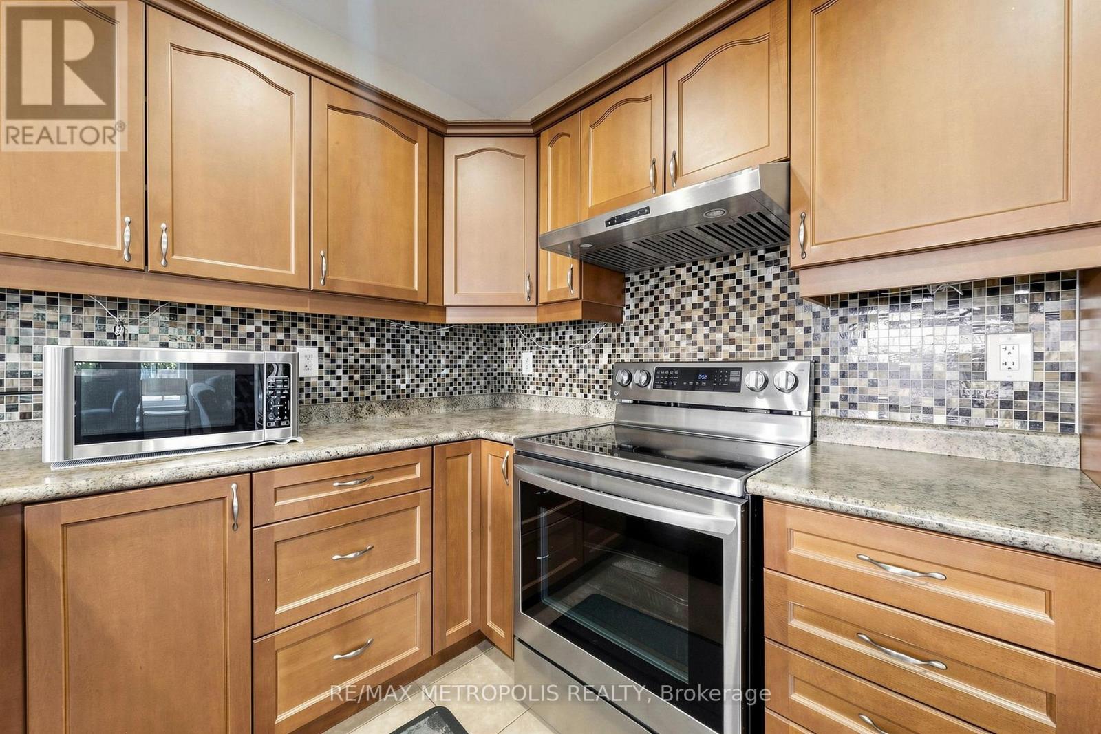 1913 Liatris Drive, Pickering, ON