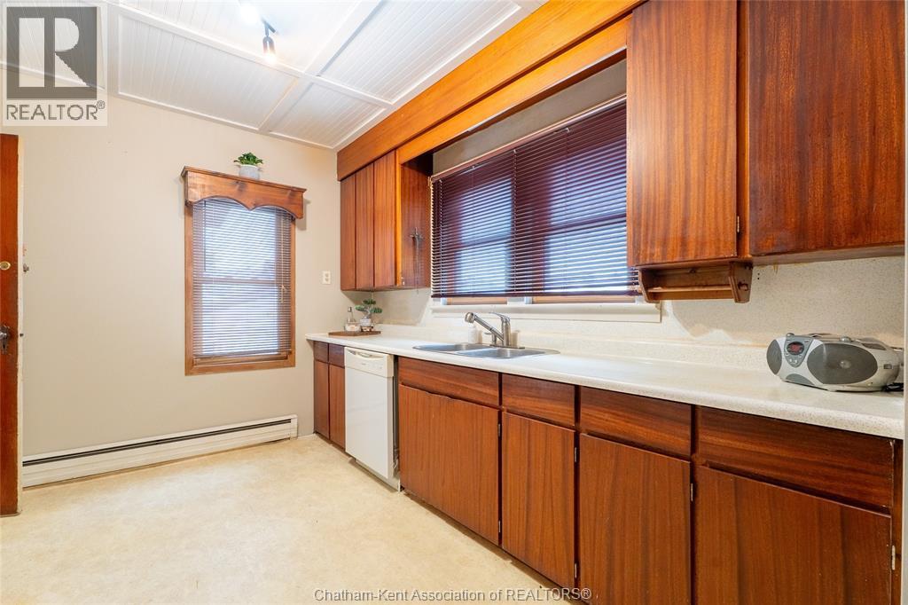 1008 James Street, Wallaceburg, ON