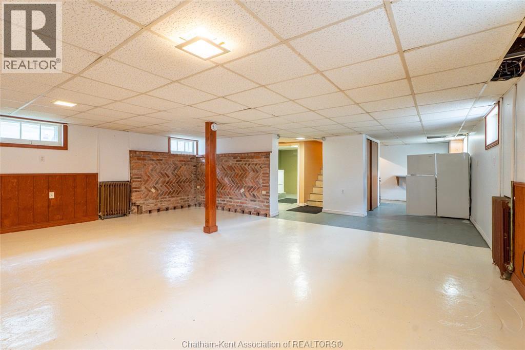 1008 James Street, Wallaceburg, ON