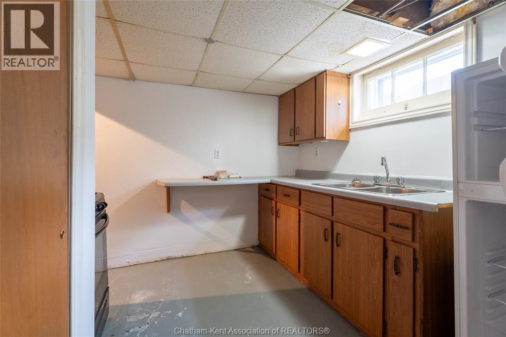 1008 James Street, Wallaceburg, ON