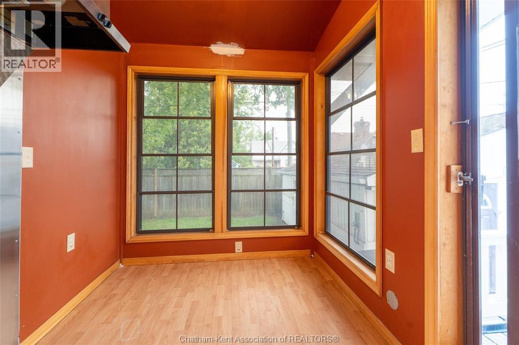 1008 James Street, Wallaceburg, ON