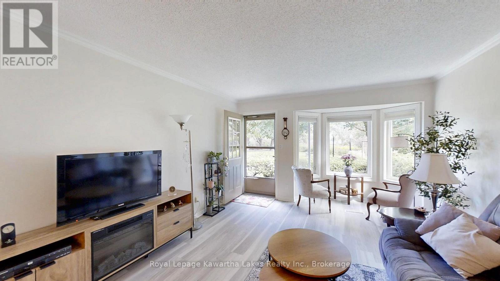 6 - 234 Water Street, Scugog (Port Perry), ON