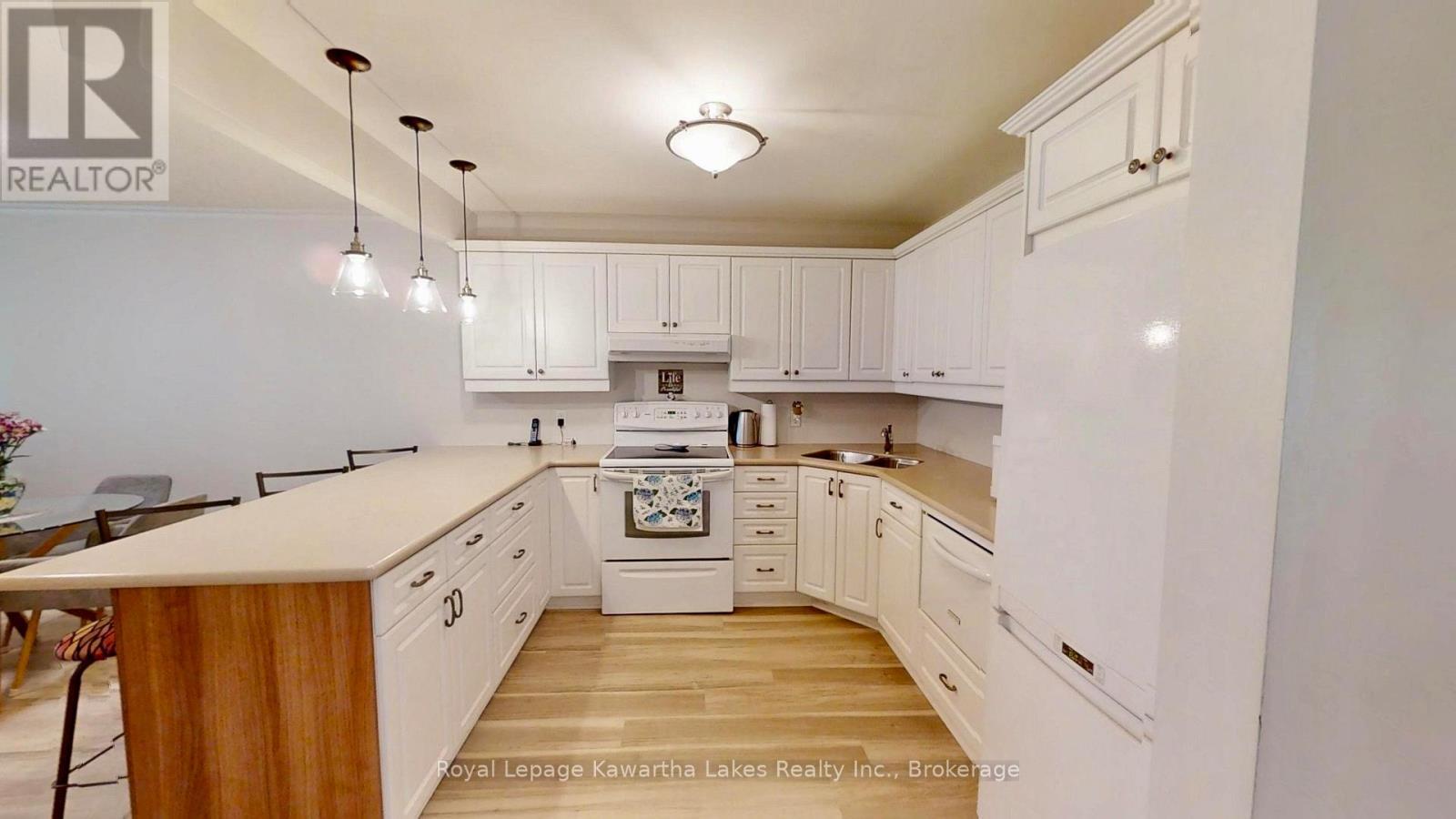6 - 234 Water Street, Scugog (Port Perry), ON