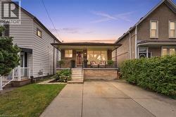 23 CHATHAM Street Hamilton, ON L8P 2B3