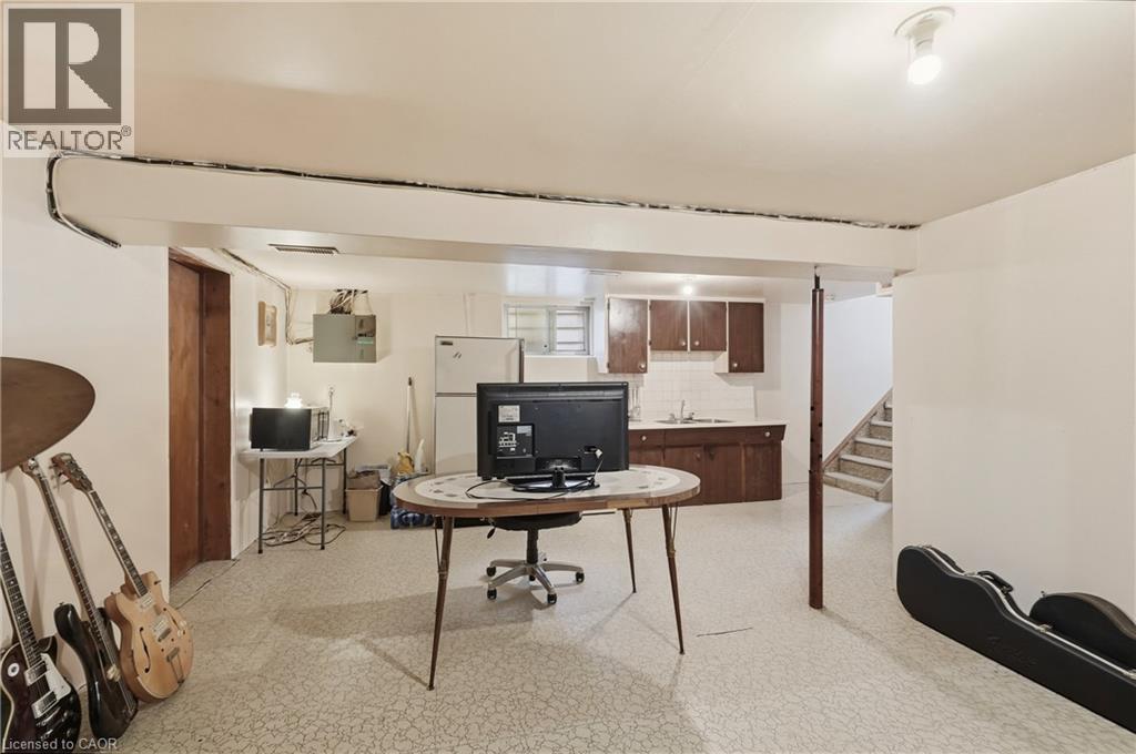 23 Chatham Street, Hamilton, ON
