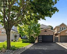 416 FLANAGAN COURT Newmarket, ON L3X 2E9